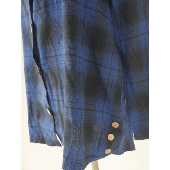 Plaid Knit Button-Accent Hooded button-down shirt M - Picture 7 of 9